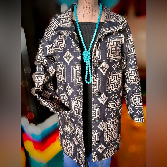 Aztec Print Jacket - Picture 4 of 6